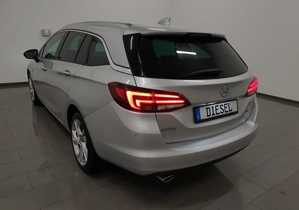 Opel Astra cena 39999 przebieg: 265000, rok produkcji 2018 z Bełchatów małe 781
